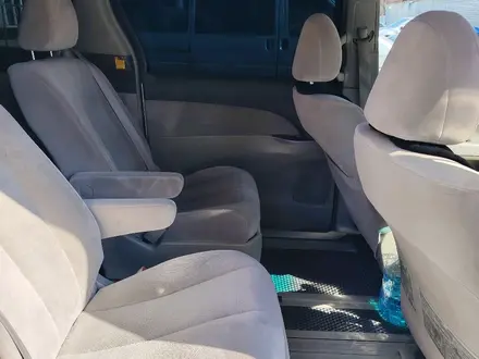 Toyota Estima 2006 года за 7 500 000 тг. в Астана – фото 8