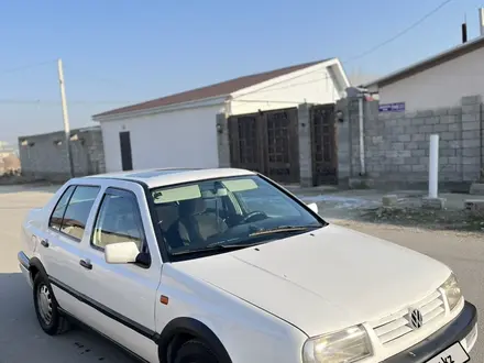 Volkswagen Vento 1994 года за 1 800 000 тг. в Тараз – фото 5