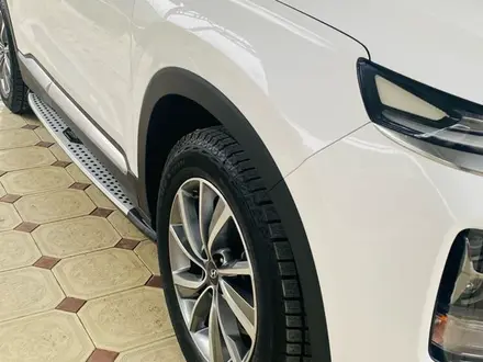 Hyundai Santa Fe 2019 года за 16 000 000 тг. в Шымкент – фото 4