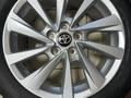 Оригинальные Диски 17 Toyota и Шины Yokohama 215/55R17 AE51 94Wүшін480 000 тг. в Шымкент