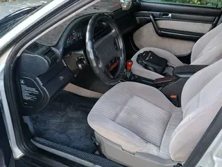 Audi 100