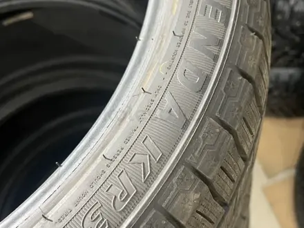 Зимние разноразмерные 275/35 R20-245/40 R20 Kenda липучка за 195 000 тг. в Алматы