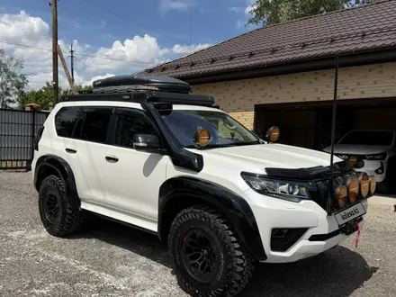 Toyota Land Cruiser Prado 2023 года за 50 000 000 тг. в Астана – фото 3