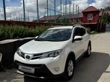 Toyota RAV4 2013 года за 8 500 000 тг. в Актобе