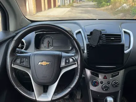 Chevrolet Tracker 2013 года за 5 300 000 тг. в Караганда – фото 14