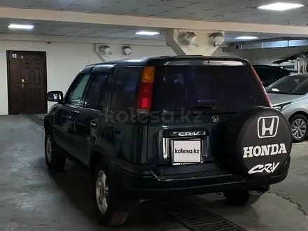 Honda CR-V 1998 года за 3 700 000 тг. в Алматы – фото 4