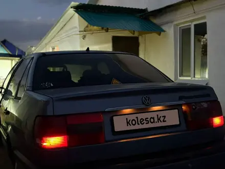 Volkswagen Passat 1995 года за 1 250 000 тг. в Уральск – фото 7