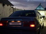 Volkswagen Passat 1995 годаүшін1 250 000 тг. в Уральск – фото 2