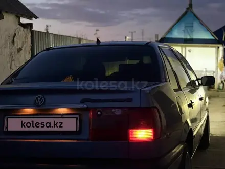 Volkswagen Passat 1995 года за 1 250 000 тг. в Уральск – фото 8