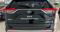 Toyota RAV4 Luxe+ 2025 года за 22 220 000 тг. в Кокшетау – фото 3