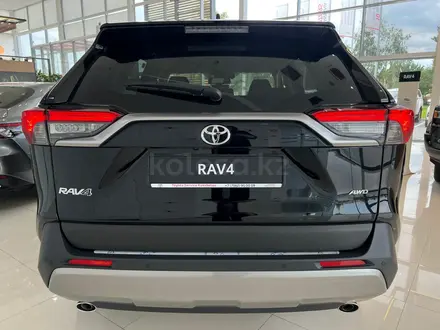 Toyota RAV4 Luxe+ 2025 года за 22 220 000 тг. в Кокшетау – фото 3