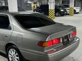 Toyota Camry 2000 года за 4 200 000 тг. в Алматы – фото 4