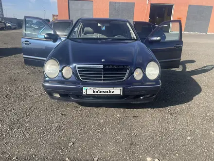 Mercedes-Benz E 320 2001 года за 5 000 000 тг. в Астана – фото 2