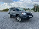 Toyota 4Runner 2006 годаүшін10 800 000 тг. в Актобе – фото 2