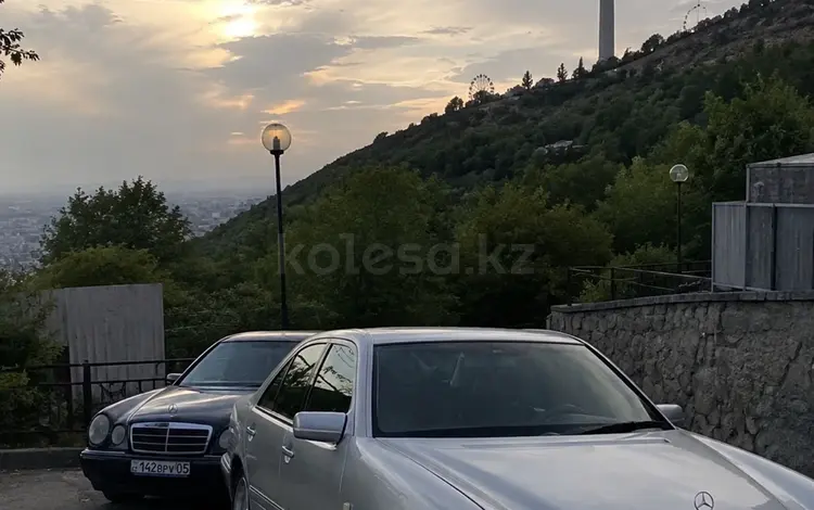 Mercedes-Benz E 280 1998 года за 2 800 000 тг. в Алматы