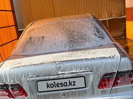 Mercedes-Benz E 280 1998 года за 2 800 000 тг. в Алматы – фото 3