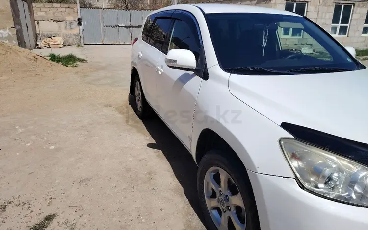 Toyota RAV4 2012 года за 7 200 000 тг. в Актау