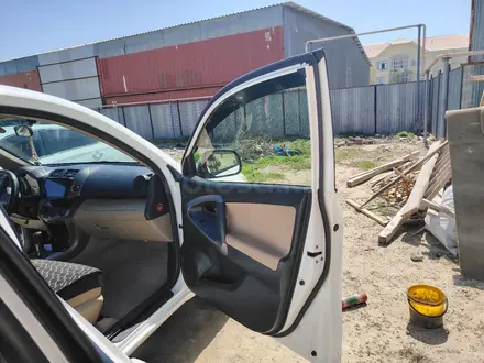 Toyota RAV4 2012 года за 7 200 000 тг. в Актау – фото 12