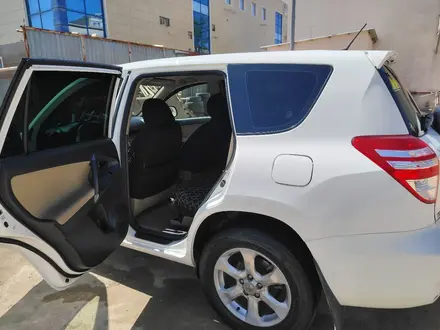Toyota RAV4 2012 года за 7 200 000 тг. в Актау – фото 10