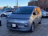 Hyundai Staria 2021 года за 15 000 000 тг. в Атырау – фото 2