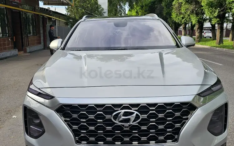 Hyundai Santa Fe 2020 года за 13 800 000 тг. в Алматы