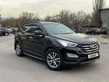 Hyundai Santa Fe 2013 года за 9 700 000 тг. в Алматы