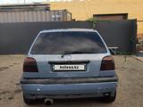 Volkswagen Golf 1993 годаүшін800 000 тг. в Семей – фото 3