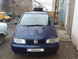 Volkswagen Sharan 1996 года за 2 000 000 тг. в Уральск