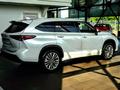 Toyota Highlander Luxe 2025 года за 43 790 000 тг. в Усть-Каменогорск – фото 3