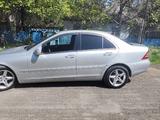 Mercedes-Benz C 200 2001 года за 2 400 000 тг. в Алматы – фото 4