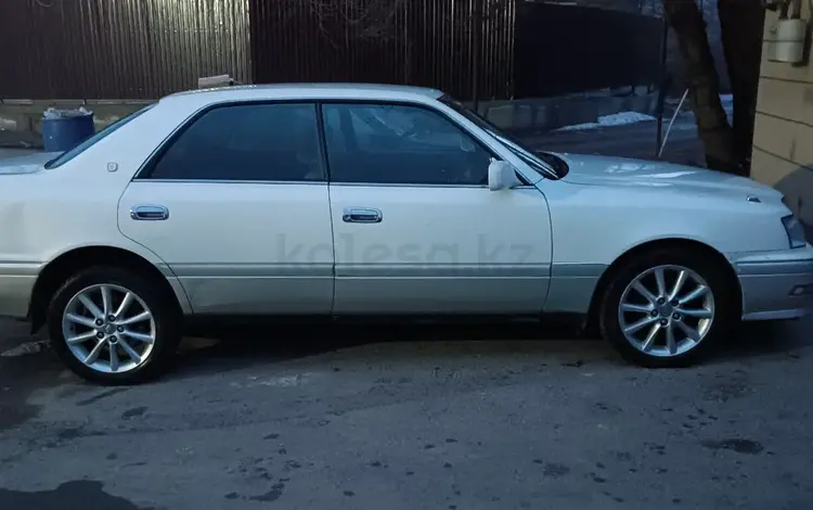 Toyota Crown 1997 годаүшін2 400 000 тг. в Алматы