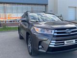 Toyota Highlander 2016 годаүшін13 500 000 тг. в Актау