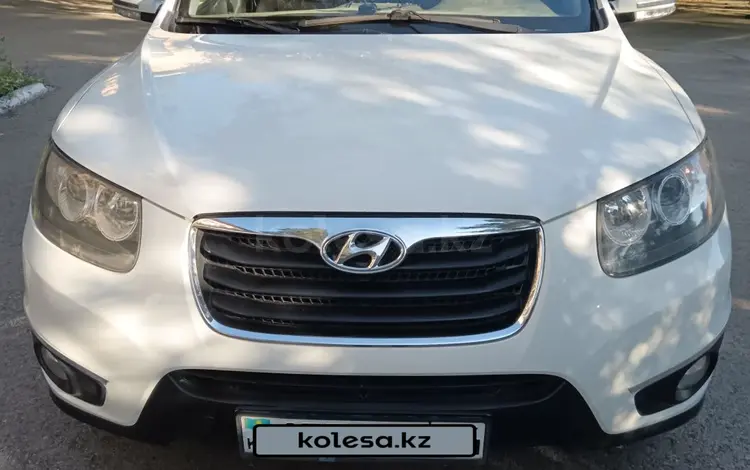 Hyundai Santa Fe 2011 года за 6 600 000 тг. в Актобе