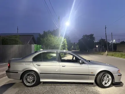 BMW 525 2001 года за 5 000 000 тг. в Шымкент – фото 5