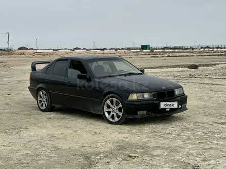 BMW 328 1993 года за 2 000 000 тг. в Актау