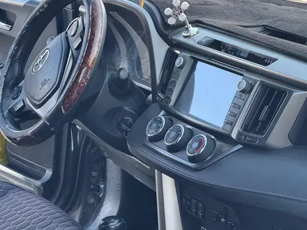 Toyota RAV4 2014 года за 8 000 000 тг. в Уральск – фото 17