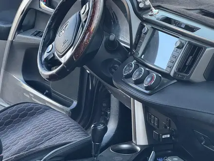 Toyota RAV4 2014 года за 8 000 000 тг. в Уральск – фото 18