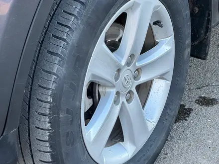 Toyota RAV4 2014 года за 8 000 000 тг. в Уральск – фото 7