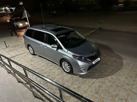 Toyota Sienna 2010 года за 12 000 000 тг. в Актау – фото 5