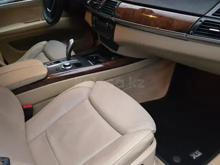 BMW X5 2007 года за 8 000 000 тг. в Алматы – фото 10