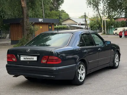 Mercedes-Benz E 280 1997 года за 2 200 000 тг. в Алматы – фото 7