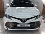 Toyota Camry 2019 года за 15 000 000 тг. в Алматы