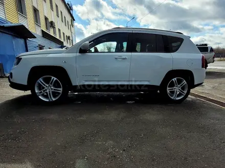 Jeep Compass 2014 года за 7 800 000 тг. в Усть-Каменогорск – фото 2