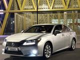 Lexus ES 300h 2014 годаfor8 500 000 тг. в Кызылорда