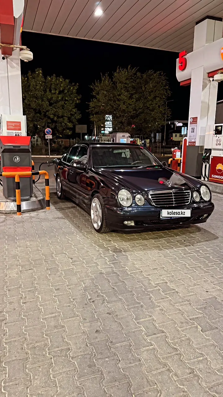 Mercedes-Benz E-Class, 2001