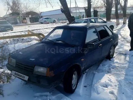 ВАЗ (Lada) 21099 2000 года за 450 000 тг. в Абай (Келесский р-н) – фото 3