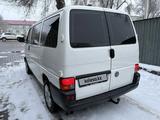Volkswagen Caravelle 1994 года за 5 450 000 тг. в Алматы – фото 3