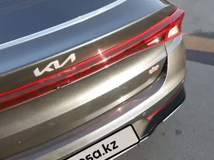 Kia K5 2022 года за 10 800 000 тг. в Алматы – фото 13