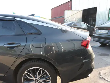 Kia K5 2022 года за 10 800 000 тг. в Алматы – фото 9