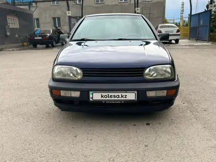 Volkswagen Golf 1995 года за 2 100 000 тг. в Алматы – фото 6